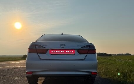 Toyota Camry, 2015 год, 1 950 000 рублей, 4 фотография