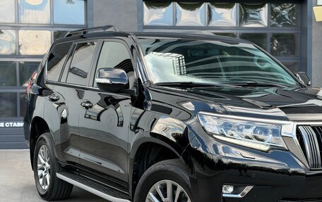 Toyota Land Cruiser Prado 150 рестайлинг 2, 2018 год, 4 560 000 рублей, 13 фотография