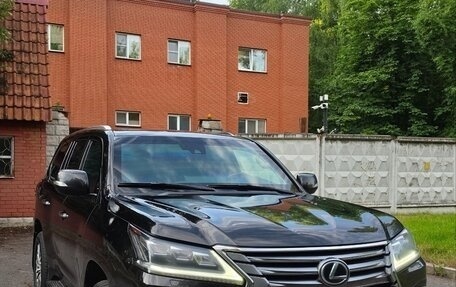 Lexus LX III, 2017 год, 12 000 000 рублей, 3 фотография