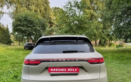 Porsche Cayenne III, 2020 год, 6 800 000 рублей, 2 фотография