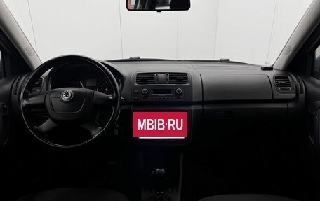 Skoda Fabia II, 2011 год, 900 000 рублей, 11 фотография