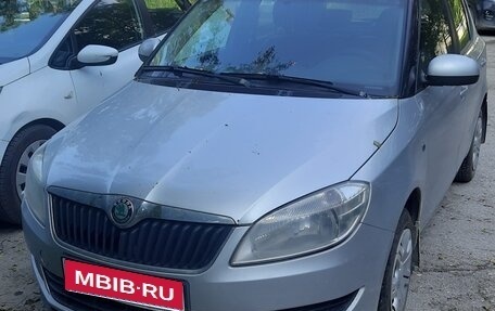 Skoda Fabia II, 2011 год, 450 000 рублей, 1 фотография