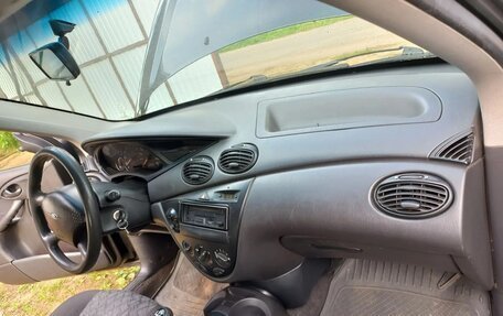 Ford Focus IV, 2001 год, 90 000 рублей, 16 фотография