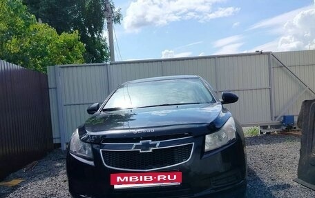 Chevrolet Cruze II, 2010 год, 500 000 рублей, 2 фотография