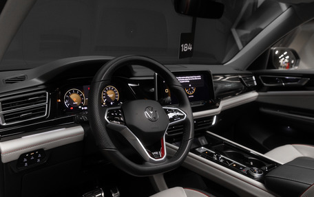 Volkswagen Teramont I, 2024 год, 4 850 000 рублей, 13 фотография