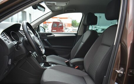 Volkswagen Tiguan II, 2017 год, 2 299 000 рублей, 8 фотография