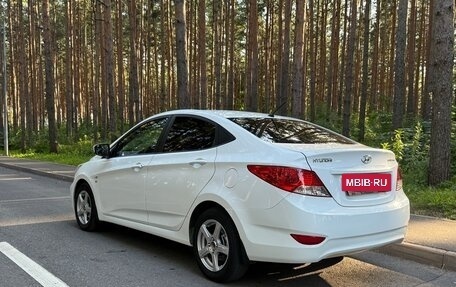 Hyundai Solaris II рестайлинг, 2014 год, 990 000 рублей, 4 фотография