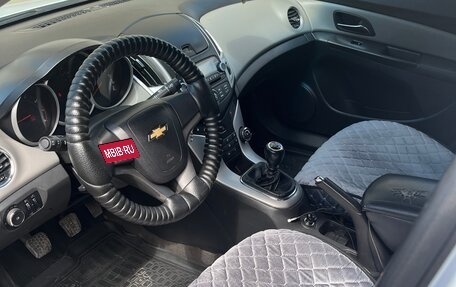 Chevrolet Cruze II, 2013 год, 777 000 рублей, 10 фотография