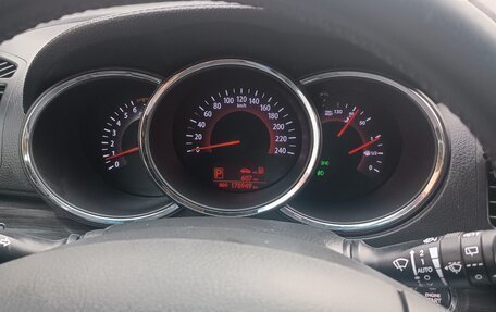 KIA Sorento II рестайлинг, 2011 год, 1 500 000 рублей, 26 фотография