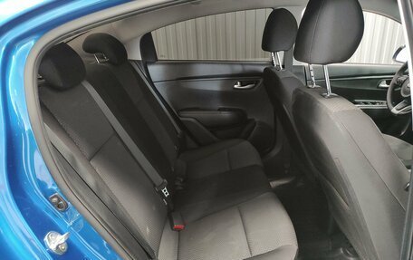 KIA Rio IV, 2021 год, 1 740 000 рублей, 10 фотография