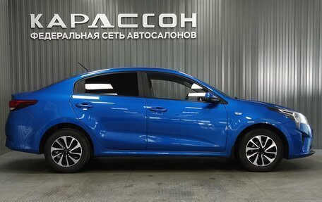 KIA Rio IV, 2021 год, 1 740 000 рублей, 6 фотография
