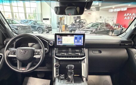 Toyota Land Cruiser, 2021 год, 9 990 000 рублей, 9 фотография