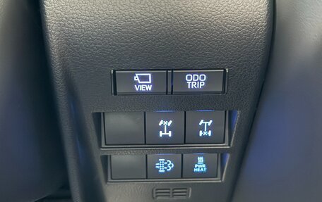 Toyota Land Cruiser, 2021 год, 9 990 000 рублей, 21 фотография