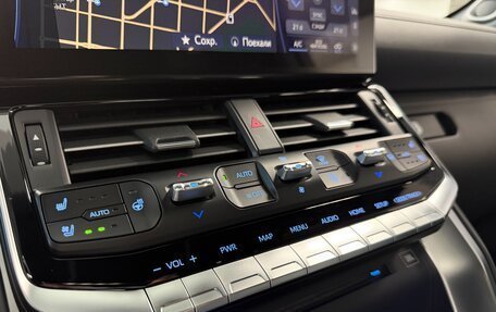 Toyota Land Cruiser, 2021 год, 9 990 000 рублей, 28 фотография