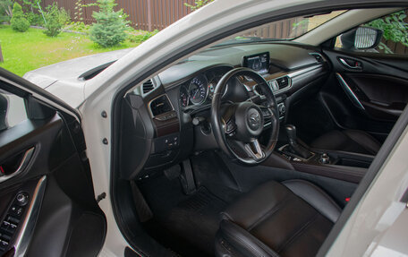 Mazda 6, 2018 год, 2 490 000 рублей, 33 фотография