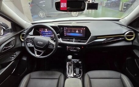 Chevrolet Trax, 2023 год, 2 499 000 рублей, 10 фотография