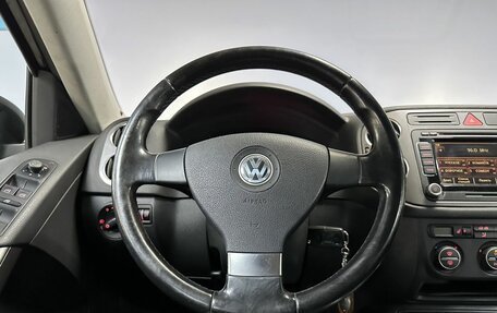 Volkswagen Tiguan I, 2009 год, 999 000 рублей, 14 фотография