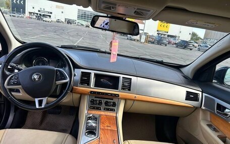 Jaguar XF I рестайлинг, 2014 год, 1 400 000 рублей, 10 фотография
