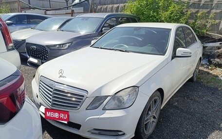 Mercedes-Benz E-Класс, 2012 год, 1 025 135 рублей, 2 фотография