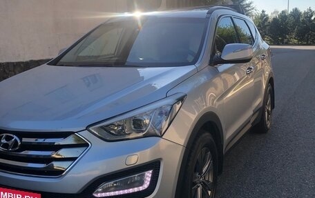 Hyundai Santa Fe III рестайлинг, 2012 год, 1 900 000 рублей, 2 фотография