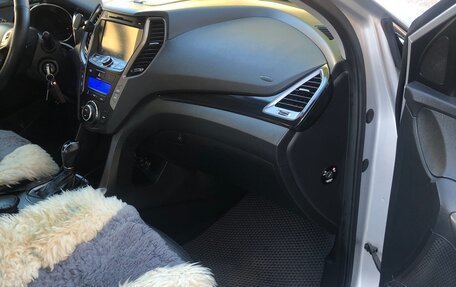 Hyundai Santa Fe III рестайлинг, 2012 год, 1 900 000 рублей, 21 фотография