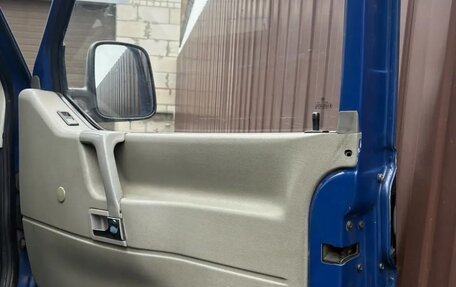 Volkswagen Transporter T4, 2001 год, 980 000 рублей, 10 фотография
