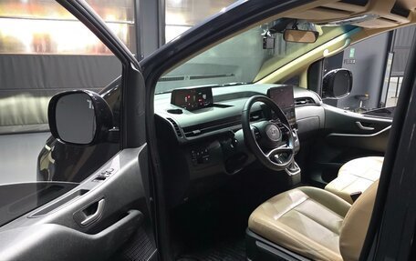 Hyundai Staria, 2023 год, 3 550 000 рублей, 10 фотография