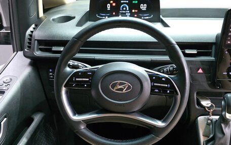 Hyundai Staria, 2023 год, 3 550 000 рублей, 14 фотография