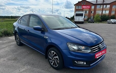 Volkswagen Polo VI (EU Market), 2018 год, 1 100 000 рублей, 2 фотография