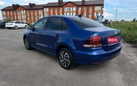 Volkswagen Polo VI (EU Market), 2018 год, 1 100 000 рублей, 4 фотография