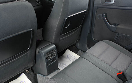 Volkswagen Golf Plus II, 2011 год, 799 000 рублей, 9 фотография