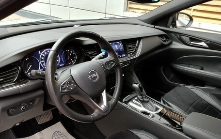 Opel Insignia II рестайлинг, 2021 год, 2 400 000 рублей, 9 фотография