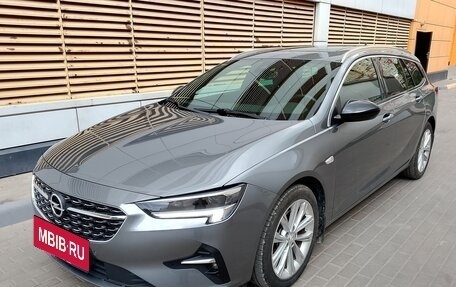 Opel Insignia II рестайлинг, 2021 год, 2 400 000 рублей, 2 фотография