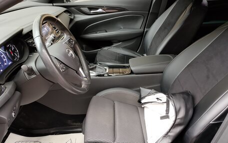 Opel Insignia II рестайлинг, 2021 год, 2 400 000 рублей, 12 фотография