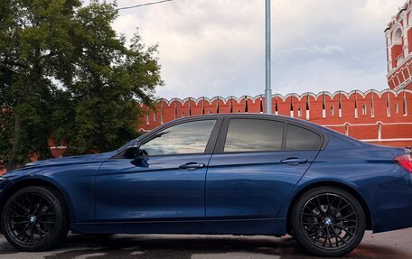 BMW 3 серия, 2018 год, 1 760 000 рублей, 5 фотография