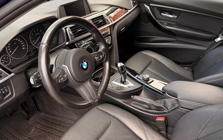 BMW 3 серия, 2018 год, 1 760 000 рублей, 15 фотография