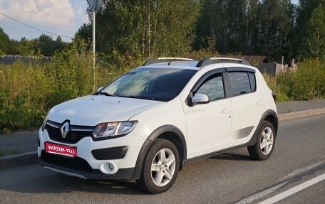 Renault Sandero II рестайлинг, 2017 год, 1 060 000 рублей, 1 фотография
