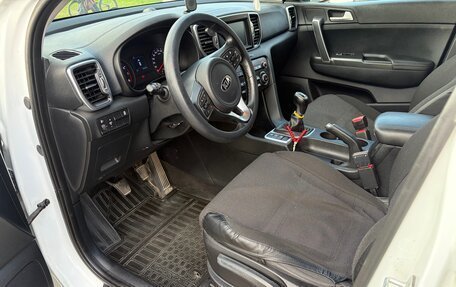 KIA Sportage IV рестайлинг, 2016 год, 2 070 000 рублей, 11 фотография