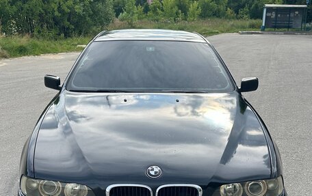 BMW 5 серия, 2002 год, 650 000 рублей, 2 фотография