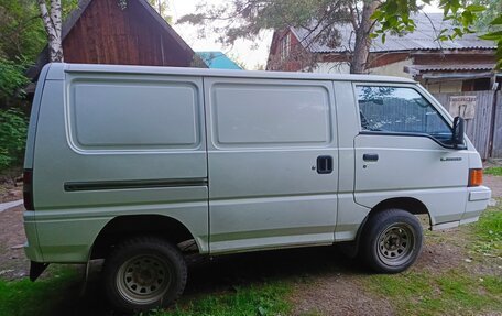Mitsubishi L300 II, 1989 год, 299 990 рублей, 3 фотография