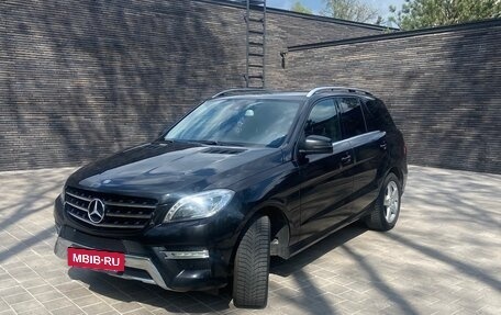 Mercedes-Benz M-Класс, 2013 год, 2 400 000 рублей, 8 фотография