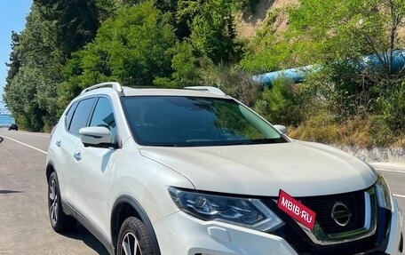 Nissan X-Trail, 2022 год, 3 300 000 рублей, 2 фотография