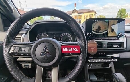 Mitsubishi L200, 2025 год, 2 200 000 рублей, 9 фотография