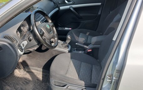 Skoda Octavia, 2010 год, 800 000 рублей, 3 фотография