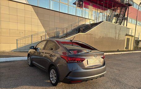 Hyundai Solaris II рестайлинг, 2022 год, 1 590 000 рублей, 7 фотография