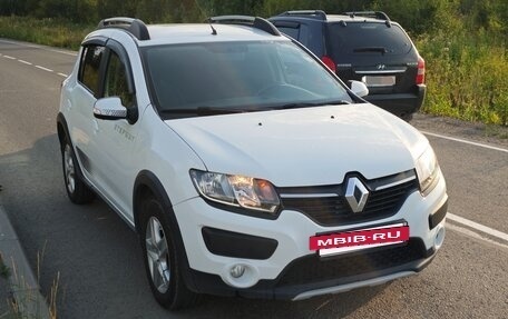 Renault Sandero II рестайлинг, 2017 год, 1 060 000 рублей, 3 фотография