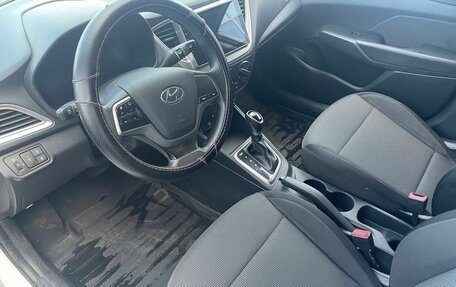 Hyundai Solaris II рестайлинг, 2019 год, 1 412 000 рублей, 9 фотография