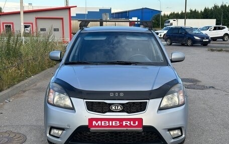 KIA Rio II, 2010 год, 570 000 рублей, 2 фотография