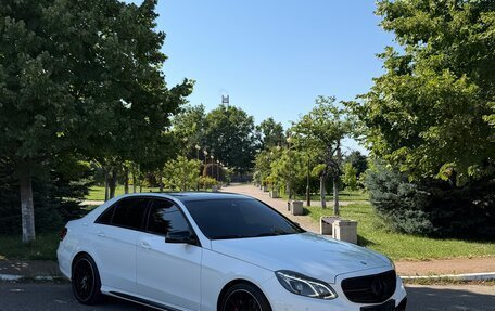 Mercedes-Benz E-Класс, 2013 год, 1 830 000 рублей, 3 фотография