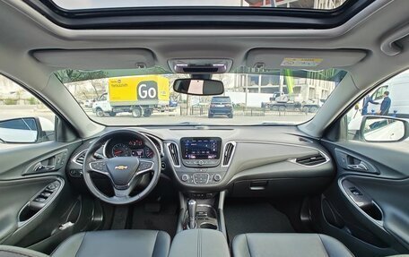 Chevrolet Malibu IX, 2023 год, 1 300 500 рублей, 5 фотография